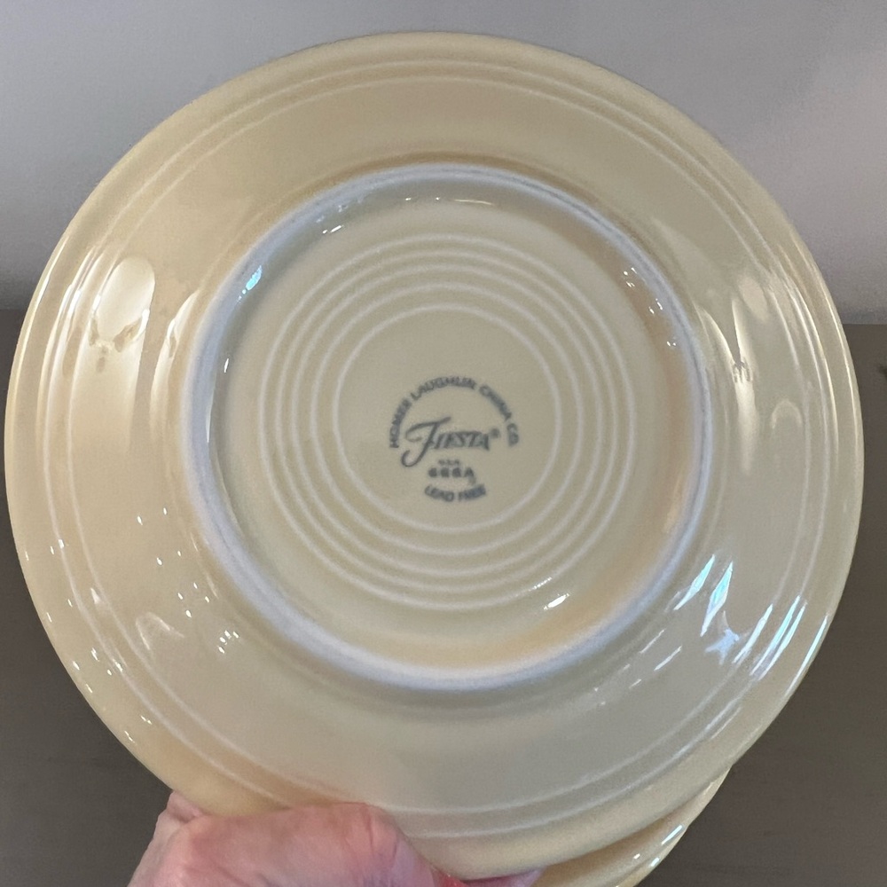 Fiesta Ware Ivory Salad Dessert Plates Set Of 6 Pale Yellow Homer Laughlin VTG - Picture 3 of 7